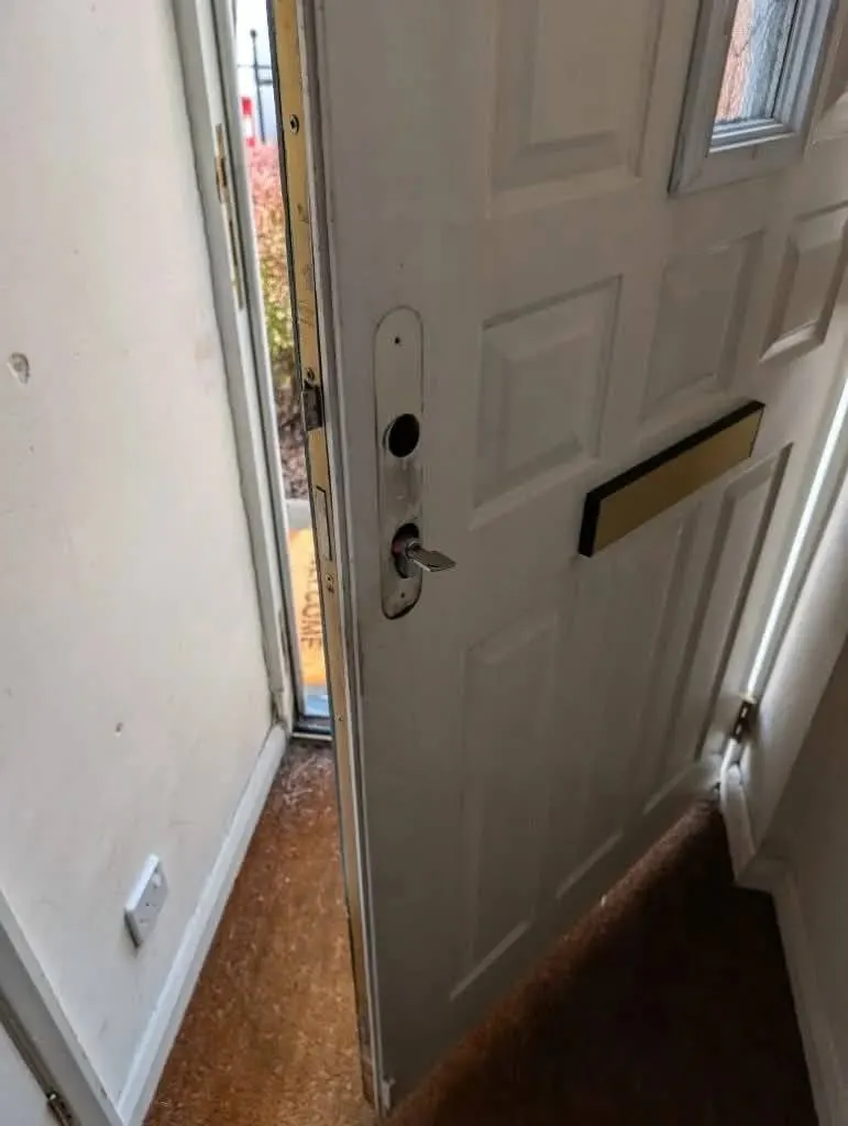 Project 5, locksmith work by Gary Korab in Accrington, Lancashire. Photo 1 of 12.